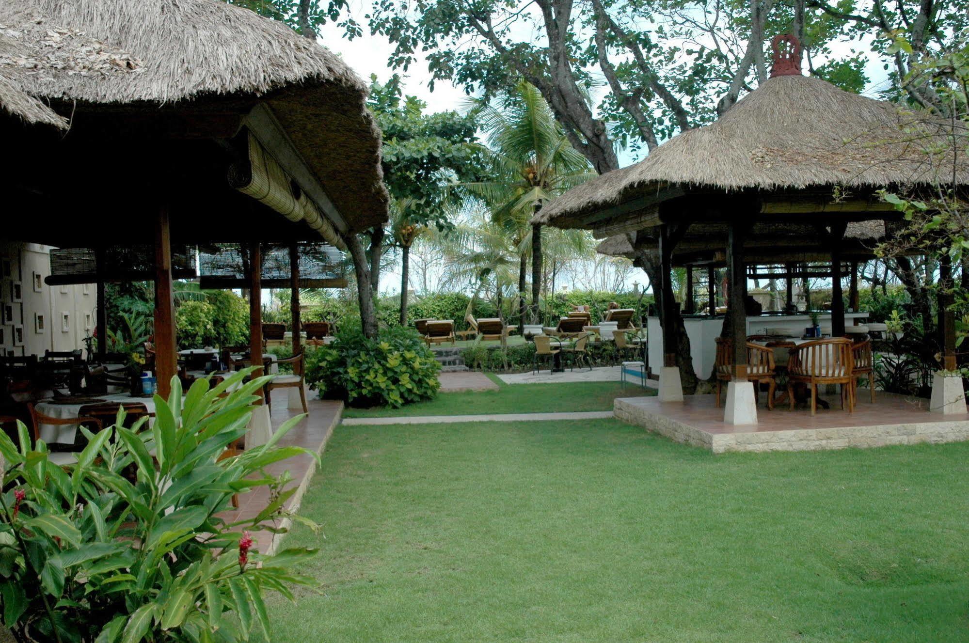 The Sari Beach Legian Εξωτερικό φωτογραφία
